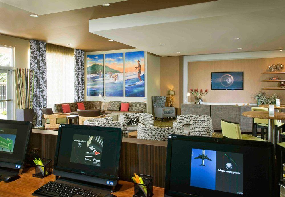 Отель Courtyard By Marriott Maui Kahului Airport Экстерьер фото