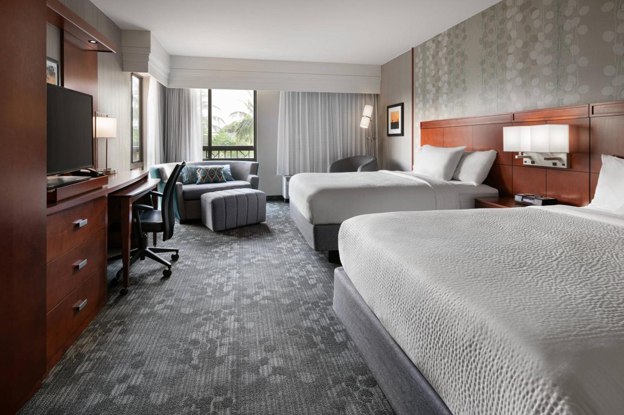 Отель Courtyard By Marriott Maui Kahului Airport Экстерьер фото