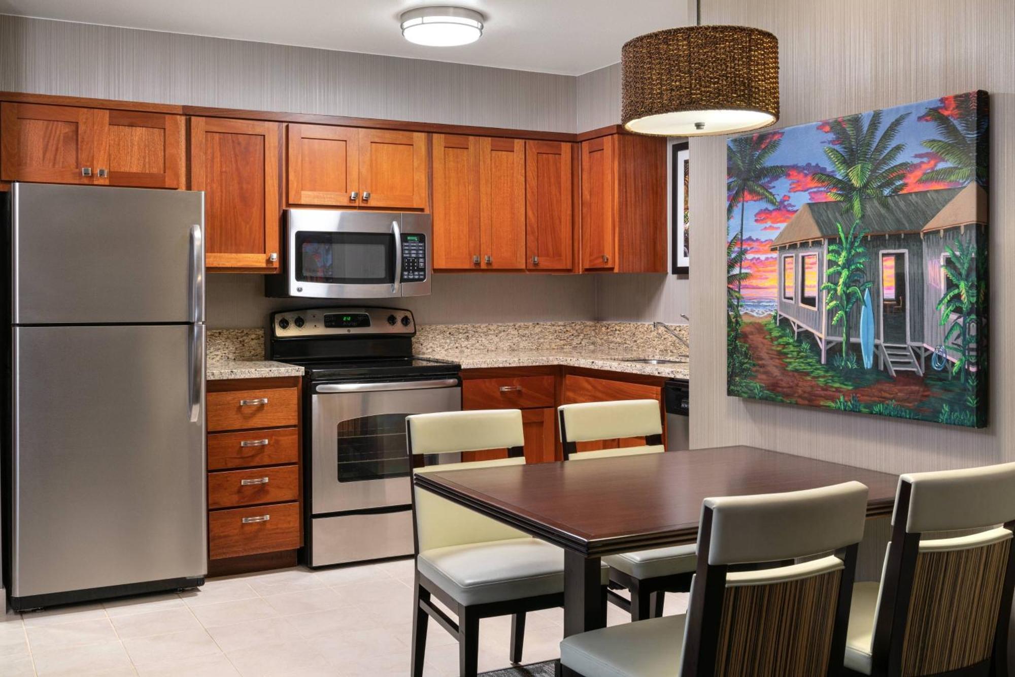 Отель Courtyard By Marriott Maui Kahului Airport Экстерьер фото