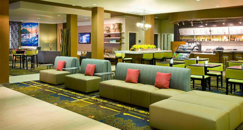 Отель Courtyard By Marriott Maui Kahului Airport Экстерьер фото